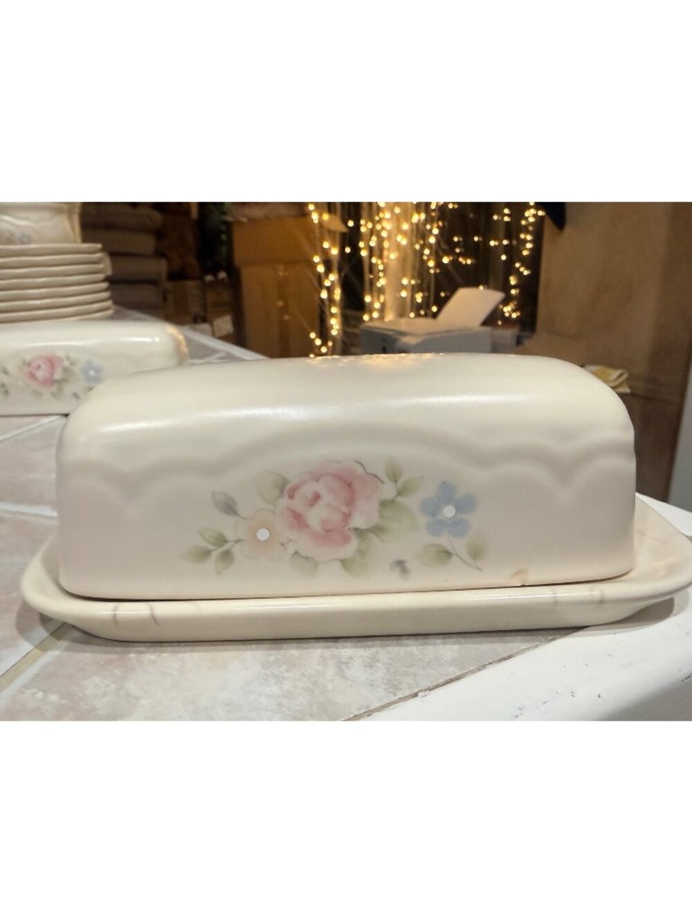 Pfaltzgraff TEA ROSE Floral Butter Dish Ceramic Ivory Pink Blue Flowers Made In